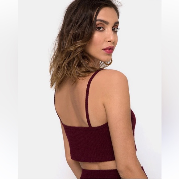 Dynamite Tops - NWOT Dynamite Deep Burgundy Crop Top - Small